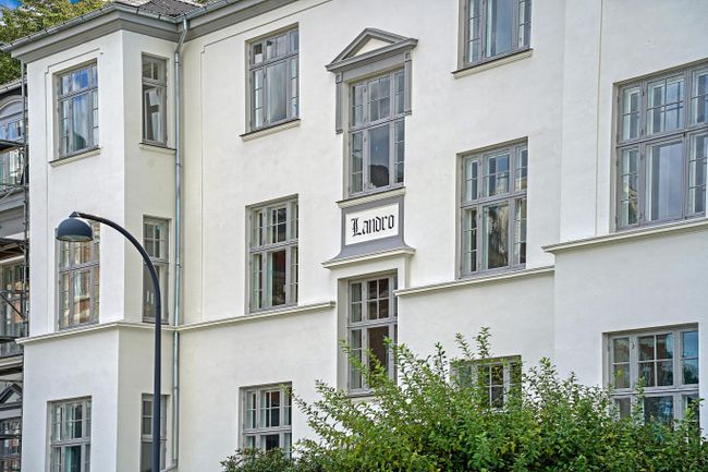 Ahlmanns Alle 5, 1. th.